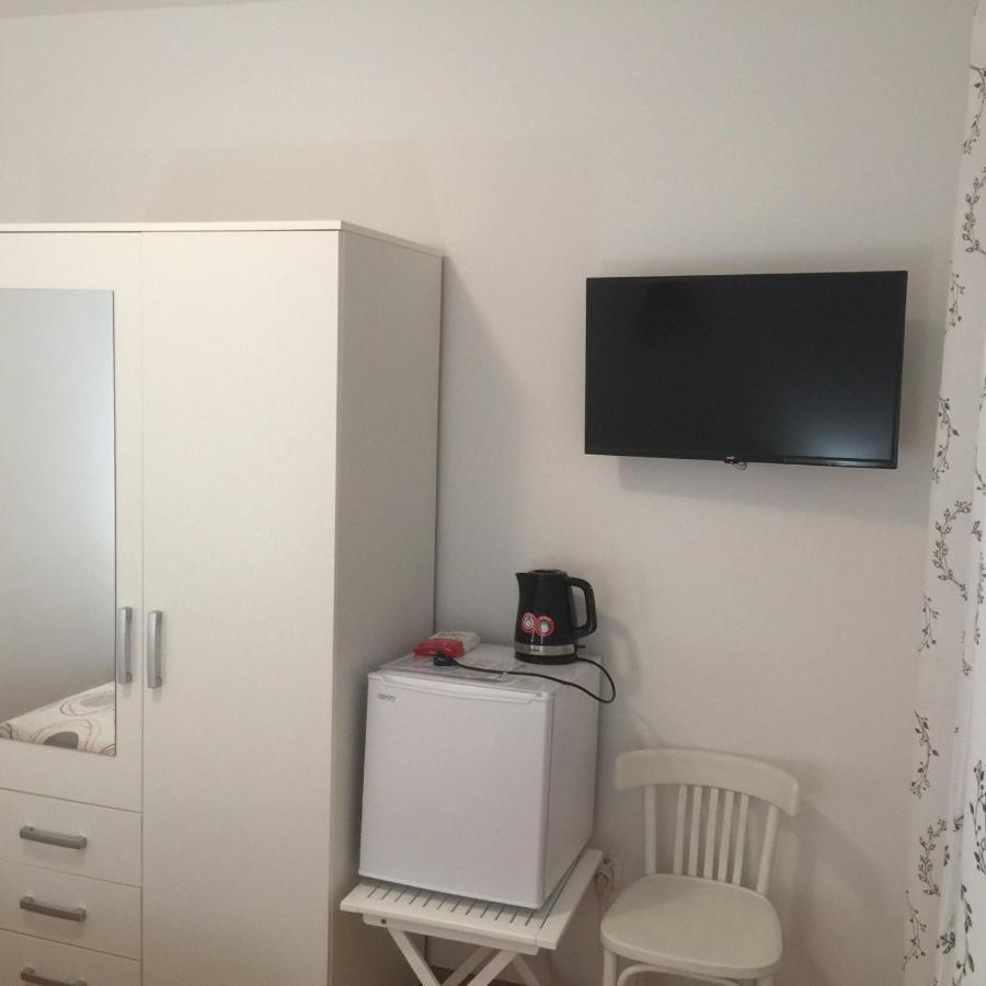 Apartman I Sobe Marijana Rab Town Bagian luar foto